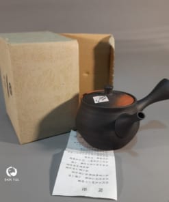 Ấm trà Tokoname Yohen Đen đỏ 140ml Lò Umehara